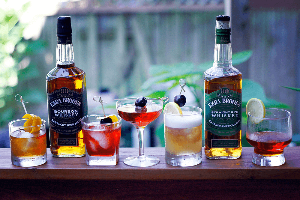 5 Classic Cocktails Every Gentleman Should Master